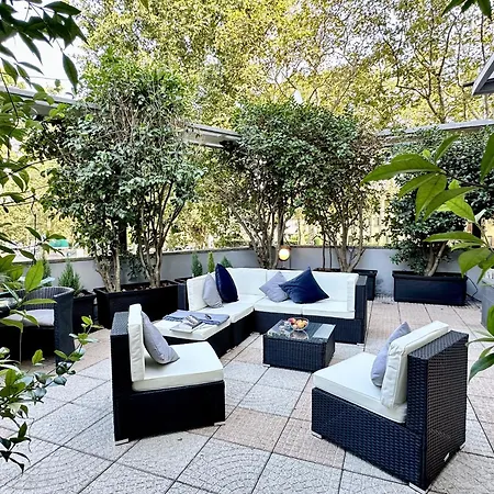 Deluxe Flat Multi-space & Private Terrace Milan