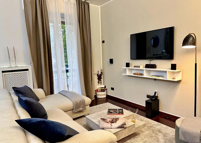 Deluxe Multispace With Terrace Apartment
